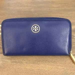 Tory Burch wallet